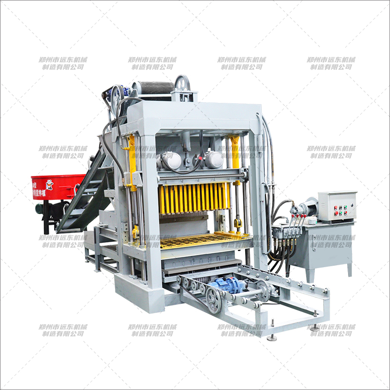 4-30液壓磚機(jī)（含進(jìn)板機(jī)、出板機(jī)、布料車(chē)、泵站、推車(chē)）(圖1)